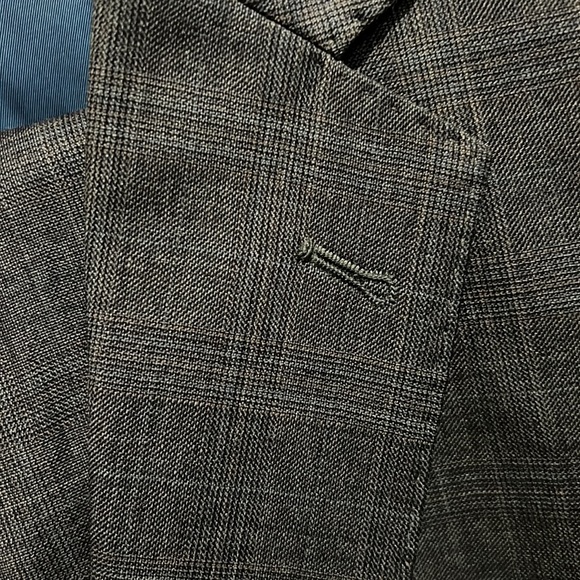 Men’s excellent condition grey check suit; flat front pant - Picture 2 of 8